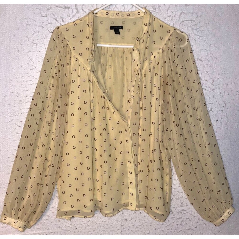 Ann Taylor Light Yellow Long Sleeve Horseshoe Top M Double Layered Oversized
